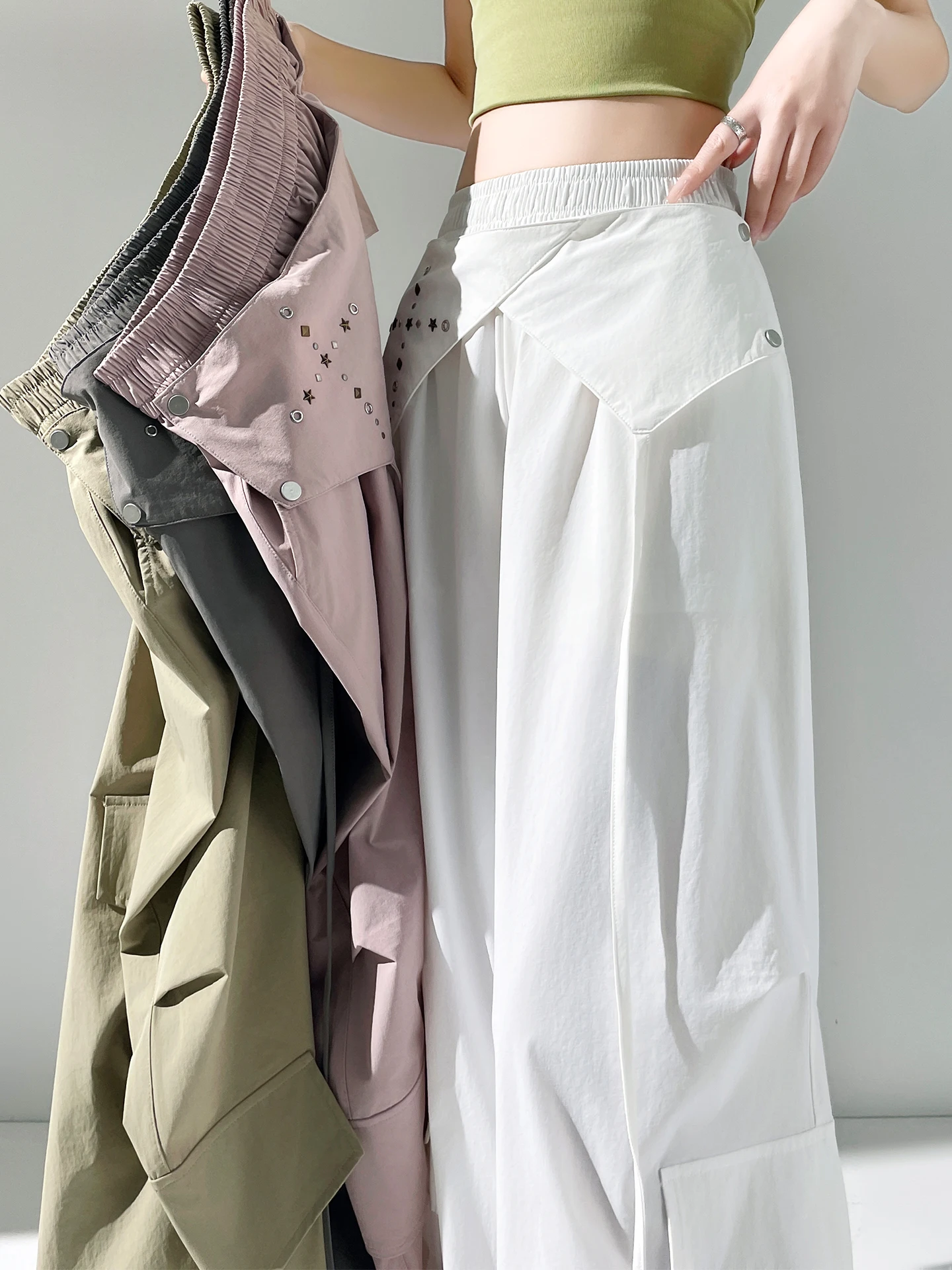 High Waist Wide Leg Pants Women's Summer Thin Quick Dry Loose Casual Sports Pants Two-Way Wear Workwear Style Straight Cut
High Waist Wide Leg Pants Women's Summer Thin Quick Dry Loose Casual Sports Pants Two-Way Wear Workwear Style Straight Cut