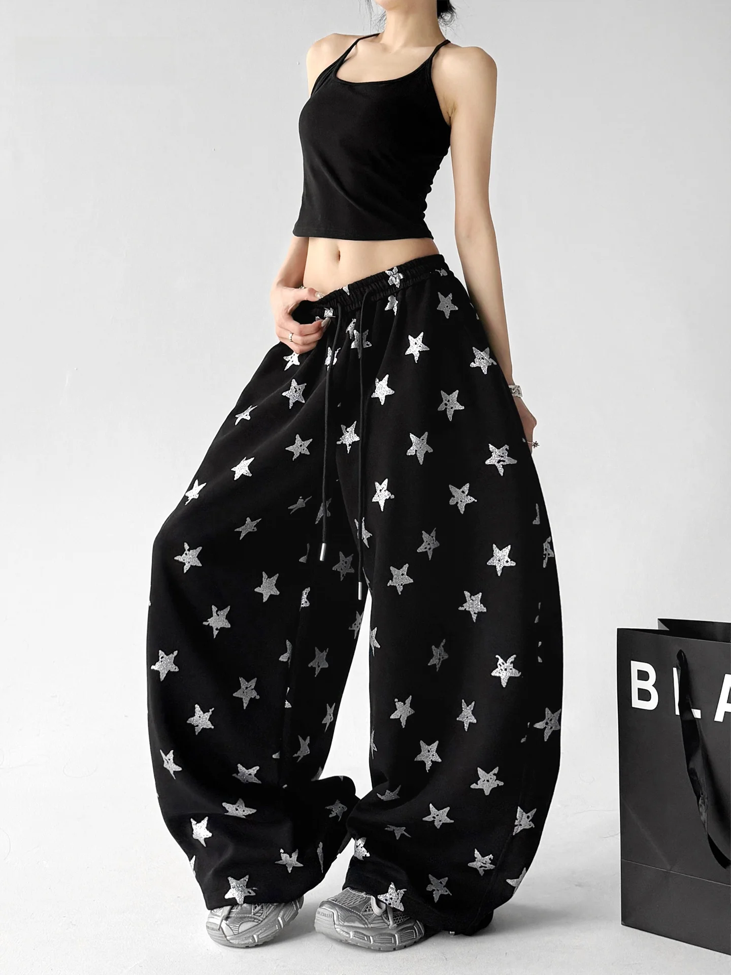Black Star Print Loose Women's Sport Pants Summer New Style Casual Wide Leg Pants High Waist Cotton Polyester Trousers
Black Star Print Loose Women's Sport Pants Summer New Style Casual Wide Leg Pants High Waist Cotton Polyester Trousers