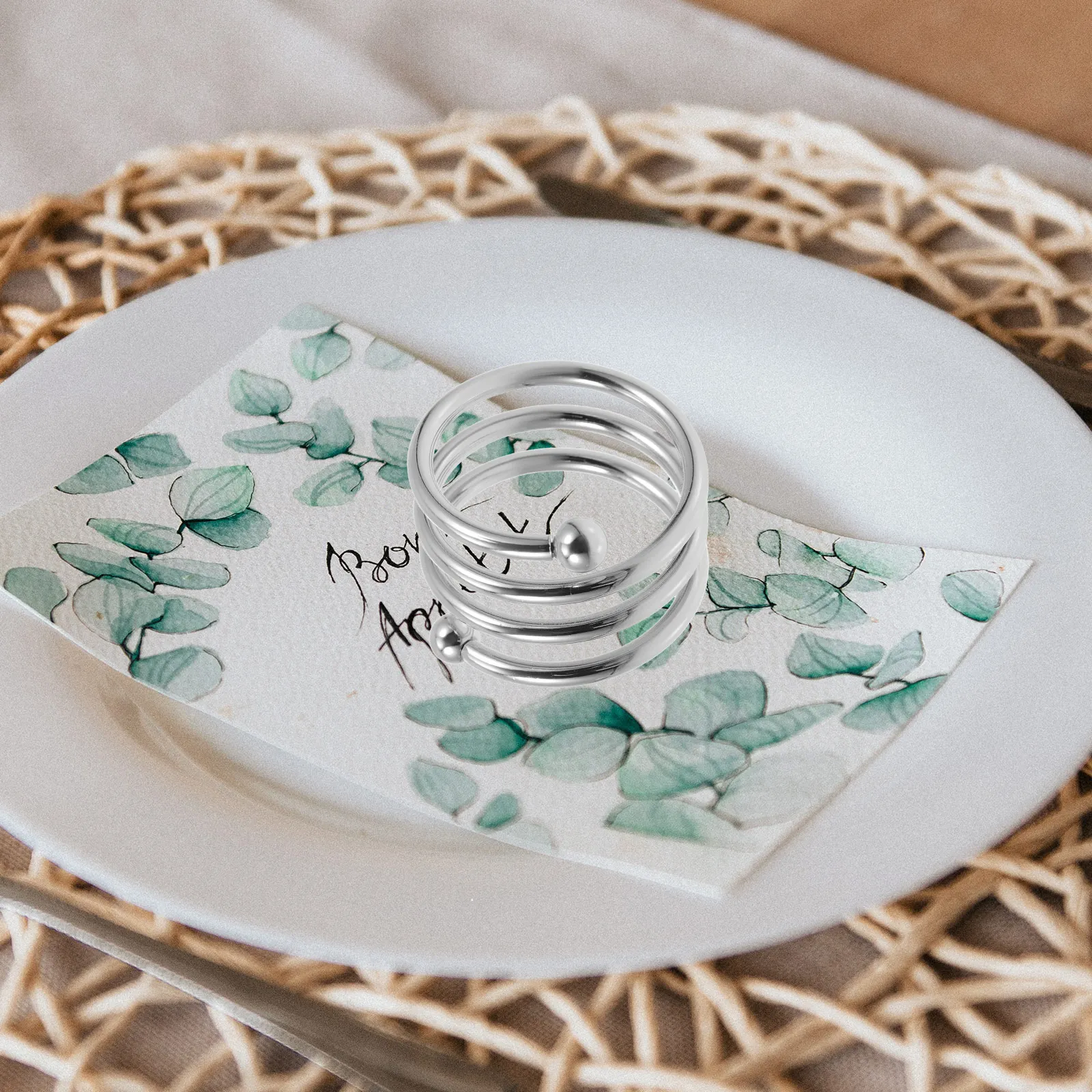 Spring Napkin Buckles Set of 4 Elegant Napkin Rings for Dining Table Decors Simple Home Decor Gold Silver Iron Handmade Style
Spring Napkin Buckles Set of 4 Elegant Napkin Rings for Dining Table Decors Simple Home Decor Gold Silver Iron Handmade Style