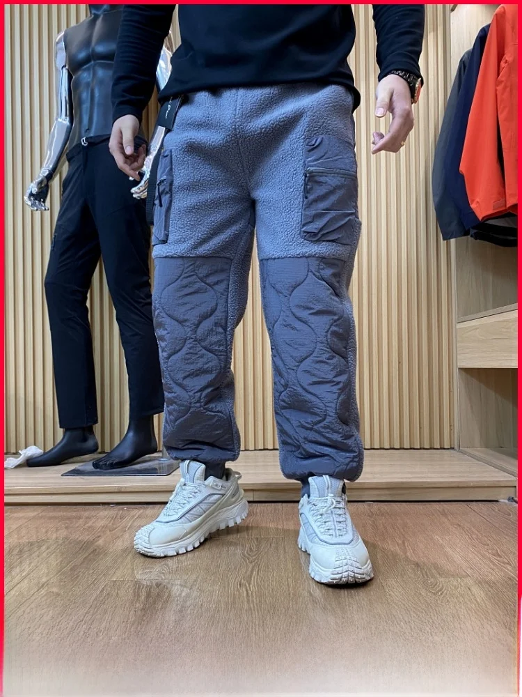 Thickened Outdoor Casual Workwear Cotton Pants for Men Winter Warm Anti-Cold Patchwork Design Straight Leg Long Trousers
Thickened Outdoor Casual Workwear Cotton Pants for Men Winter Warm Anti-Cold Patchwork Design Straight Leg Long Trousers