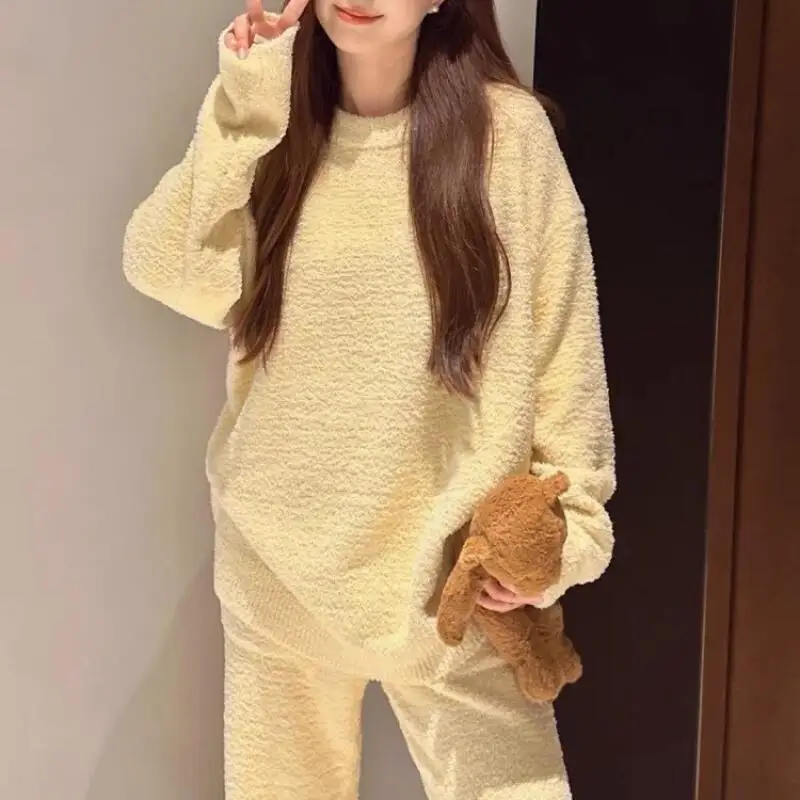 Пижамы для девочек, теплая домашняя одежда на флисовой подкладке для девочек, однотонный комплект из двух предметов, осенне-зимняя женская домашняя одежда, ночная рубашка
Пижамы для девочек, теплая домашняя одежда на флисовой подкладке для девочек, однотонный комплект из двух предметов, осенне-зимняя женская домашняя одежда, ночная рубашка