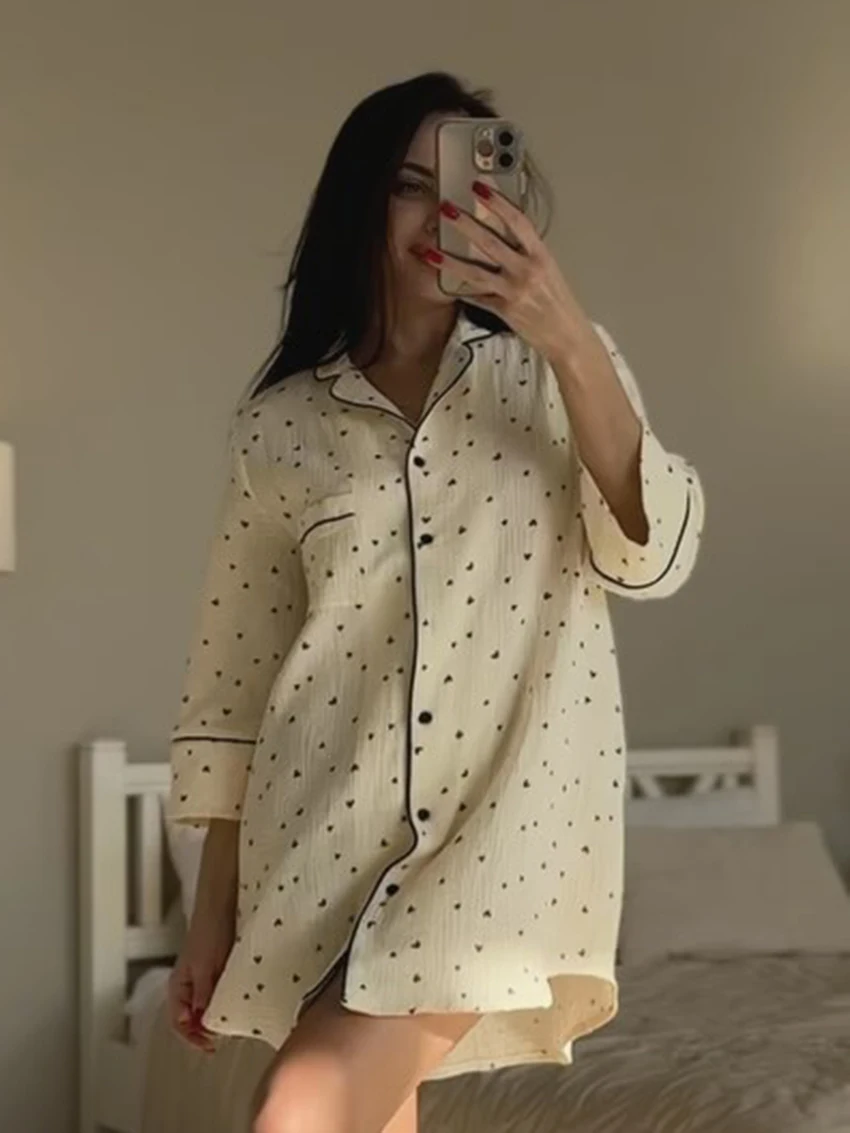 Marthaqiqi Printing Women'S Nightwear Long Sleeve Robe Sexy Turn-Down Collar Nightgowns Mini Dress Cotton Loose Ladies Sleepwear
Marthaqiqi Printing Women'S Nightwear Long Sleeve Robe Sexy Turn-Down Collar Nightgowns Mini Dress Cotton Loose Ladies Sleepwear