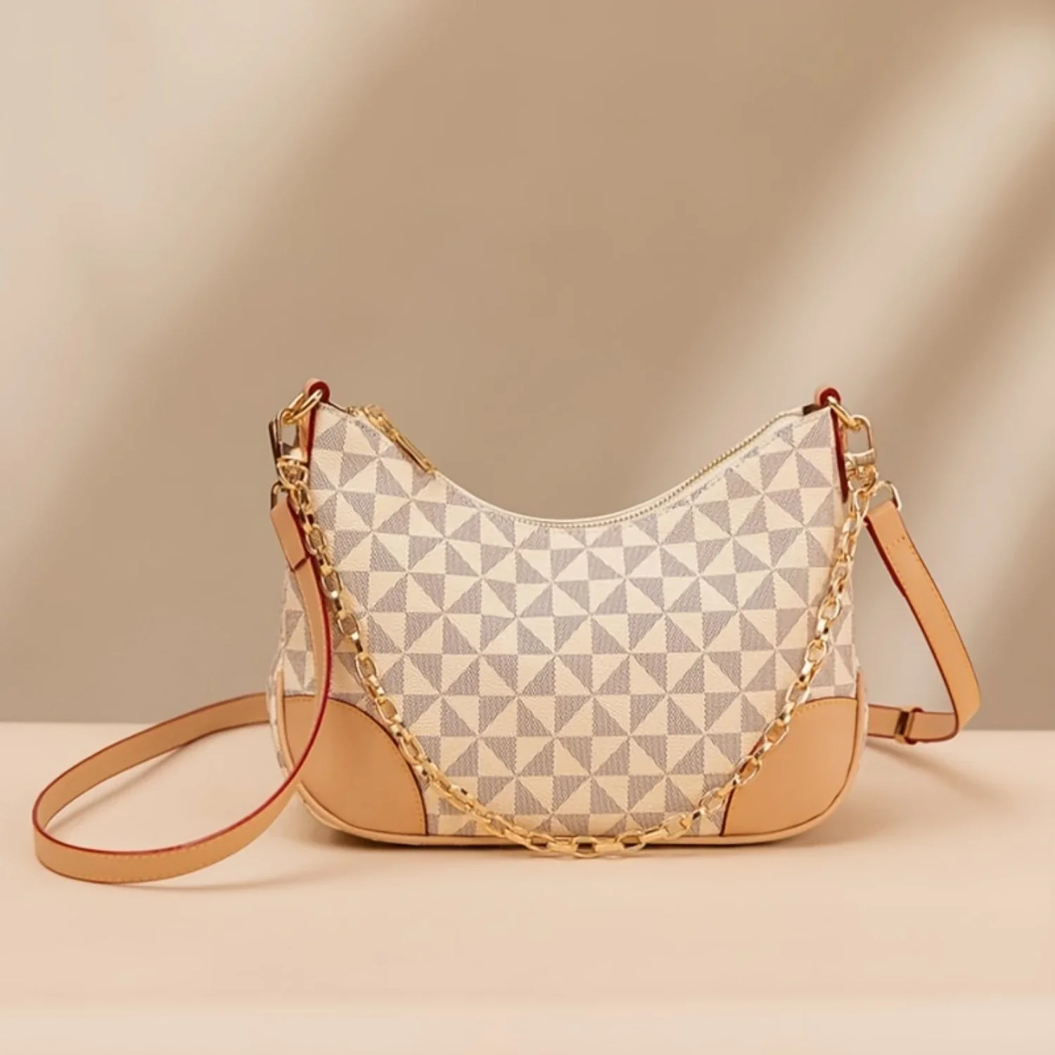 Classic Chain Underarm Purse, Pattern Shoulder Bag - Women's Fashion Crossbody Bag for Style and Convenience
Classic Chain Underarm Purse, Pattern Shoulder Bag - Women's Fashion Crossbody Bag for Style and Convenience