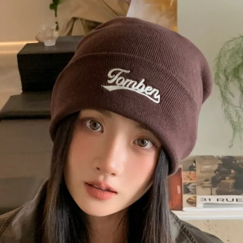 Вязаная шапка-бини в корейском стиле для женщин, мягкая теплая зимняя шапка, капот, уличный повседневный уютный головной убор, осенне-зимние аксессуары
Вязаная шапка-бини в корейском стиле для женщин, мягкая теплая зимняя шапка, капот, уличный повседневный уютный головной убор, осенне-зимние аксессуары