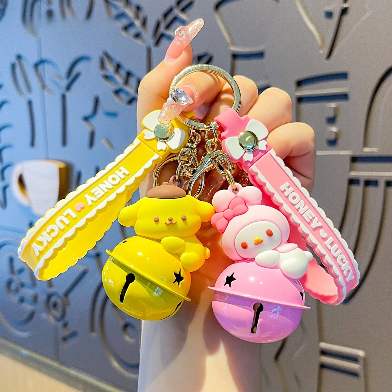 Miniso Sanrio Holding Bell Keychain Cute Bag Pendant Trinkets Kulomi Cartoon Gifts
Miniso Sanrio Holding Bell Keychain Cute Bag Pendant Trinkets Kulomi Cartoon Gifts