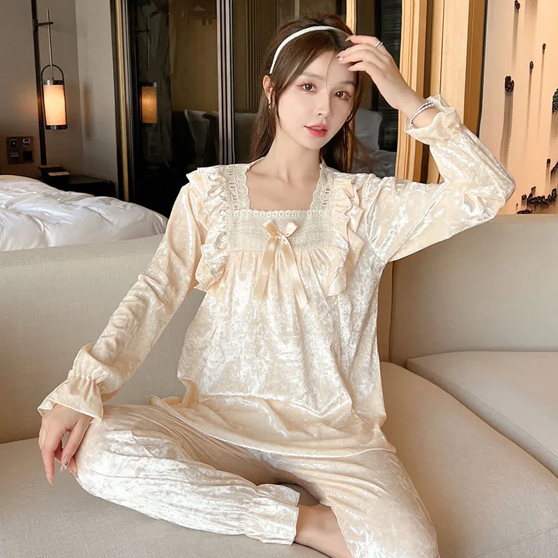 Christmas Gift Autumn Winter Pajamas Fashion sweet Thicken Warm Pajamas solid Lace ruffles Golden Velvet Pajamas Women Home Wear
Christmas Gift Autumn Winter Pajamas Fashion sweet Thicken Warm Pajamas solid Lace ruffles Golden Velvet Pajamas Women Home Wear
