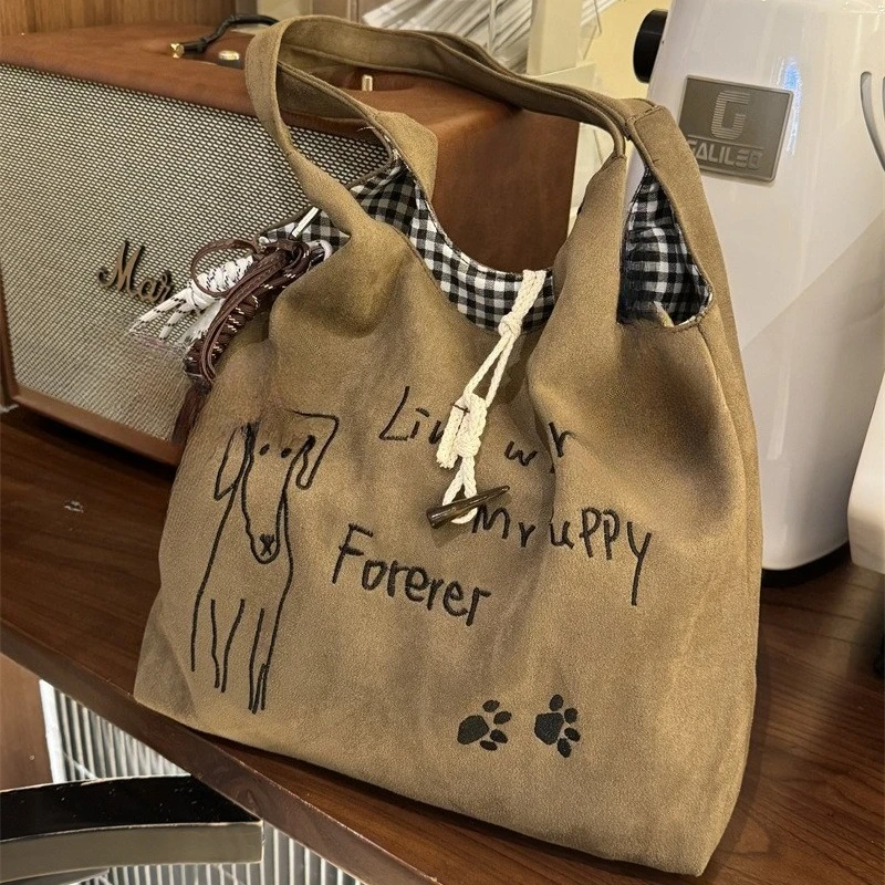Cute Puppy Print Canvas Tote Bag,Vintage Large Capacity Shoulder Bags with Plaid Lining,Casual Handbag for Women School Tote Bag
Cute Puppy Print Canvas Tote Bag,Vintage Large Capacity Shoulder Bags with Plaid Lining,Casual Handbag for Women School Tote Bag