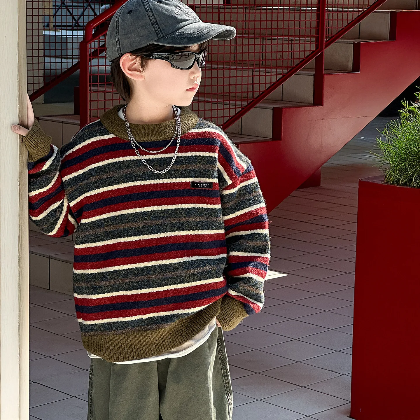 Boys' Sweater, Children's Autumn 2025 New Children's Clothing Striped Knit Sweater Top Round Neck Loose Fit
Boys' Sweater, Children's Autumn 2025 New Children's Clothing Striped Knit Sweater Top Round Neck Loose Fit
