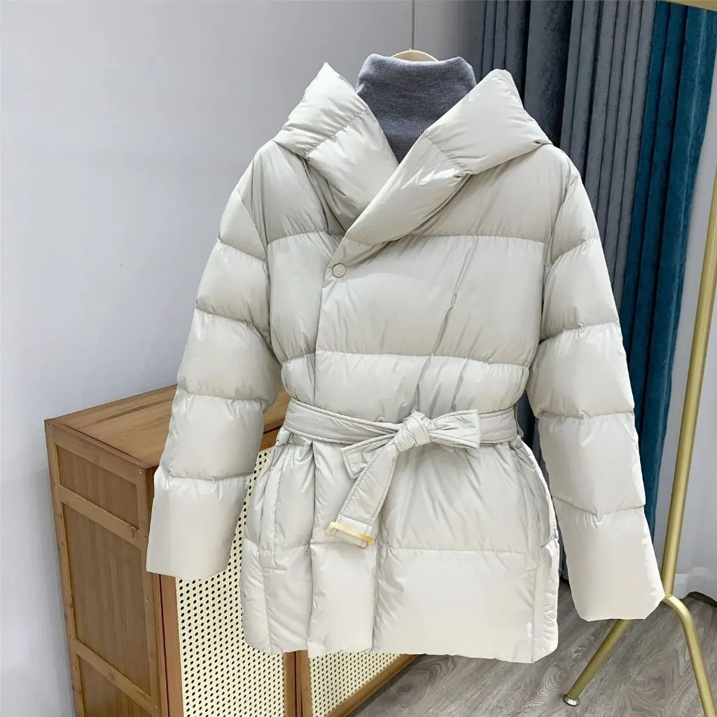 Women's Ultra-Light Soft Thickened Waist Slim Fit Hooded Cotton Jacket Short Fashion Autumn Winter New Style
Women's Ultra-Light Soft Thickened Waist Slim Fit Hooded Cotton Jacket Short Fashion Autumn Winter New Style