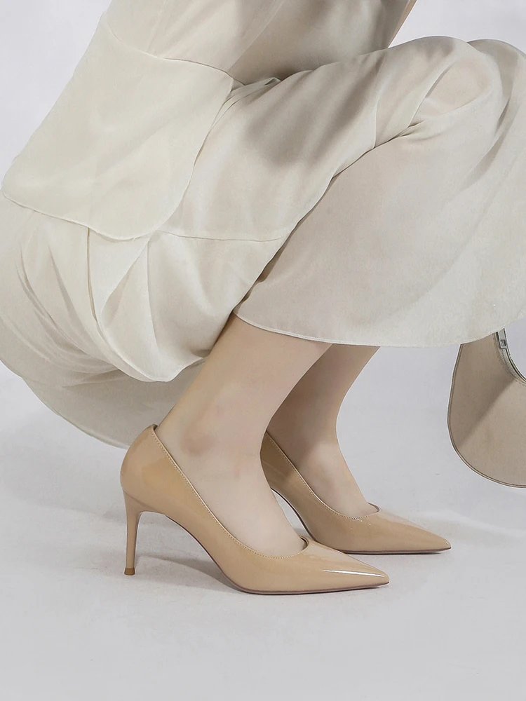 Elegant Nude High Heels Women's Thin Heel Design Sensation Small Audience Goddess Style Fashionable Flat Footwear for Young W...
Elegant Nude High Heels Women's Thin Heel Design Sensation Small Audience Goddess Style Fashionable Flat Footwear for Young W...