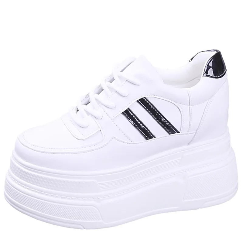 New Women Casual Walking Shoes Summer Autumn Lace Up Leather High Quality Sneakers Fashion Flat-Bottomed Female Chunky Sneakers
New Women Casual Walking Shoes Summer Autumn Lace Up Leather High Quality Sneakers Fashion Flat-Bottomed Female Chunky Sneakers