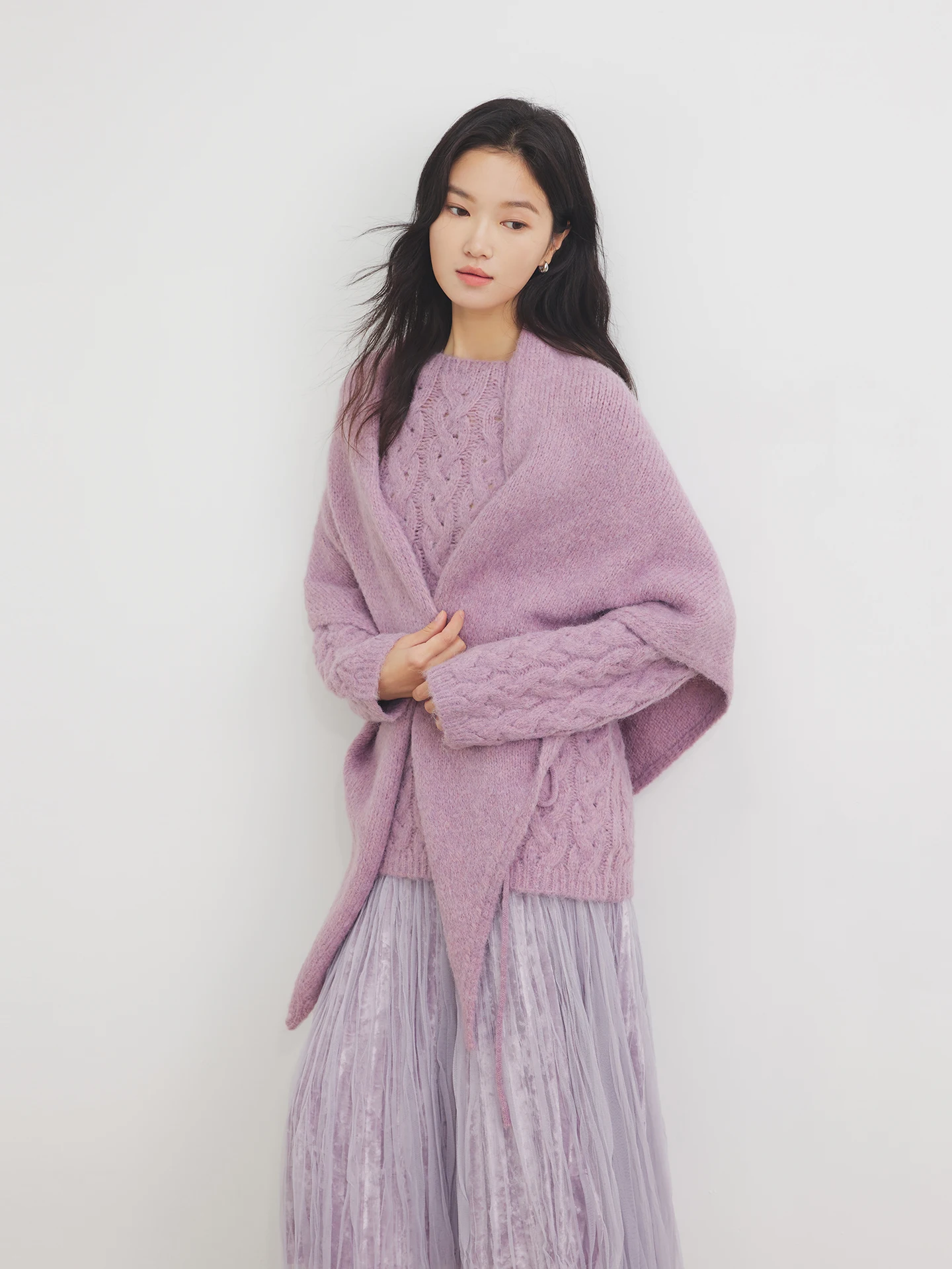 Женский вязаный комплект Annata: пуловер и накидка на плечи, фиолетовый, зимний, из мягкой смесовой нейлоновой ткани, теплый, термо
Женский вязаный комплект Annata: пуловер и накидка на плечи, фиолетовый, зимний, из мягкой смесовой нейлоновой ткани, теплый, термо