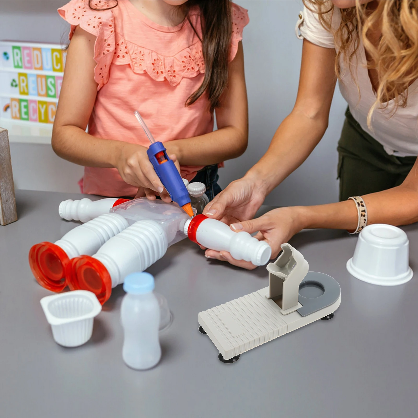 2pcs Melt Hot Glue Sprayer Holder Glue Gun Base Sprayer Holder Material Safe Craft Tool Storage Stand Household
2pcs Melt Hot Glue Sprayer Holder Glue Gun Base Sprayer Holder Material Safe Craft Tool Storage Stand Household