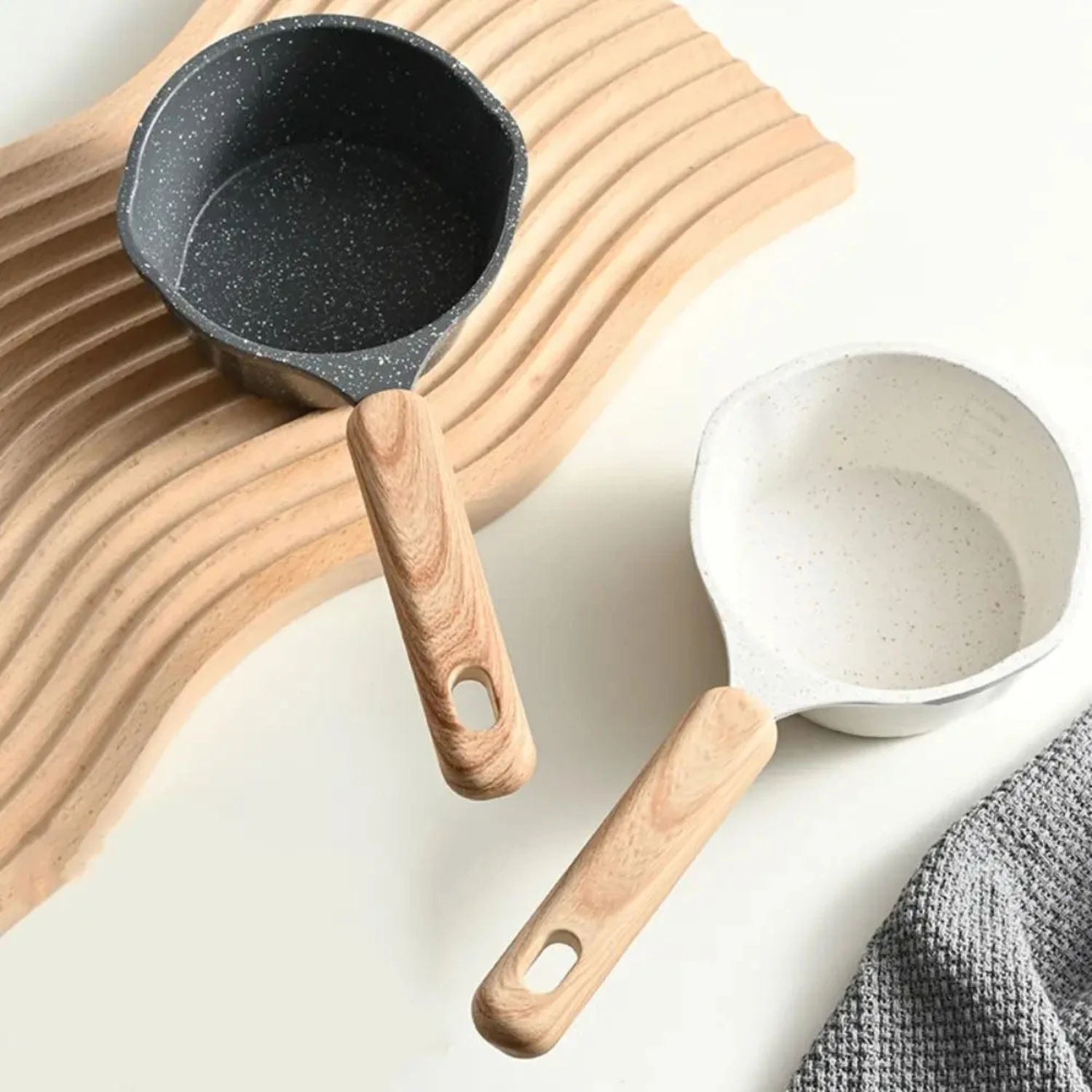 Mini Maifan Stone Non-stick Frying Pan for Burning Oil, Special Small Skillet for Splash Oil and Hot Oil, Perfect for Frying Egg
Mini Maifan Stone Non-stick Frying Pan for Burning Oil, Special Small Skillet for Splash Oil and Hot Oil, Perfect for Frying Egg