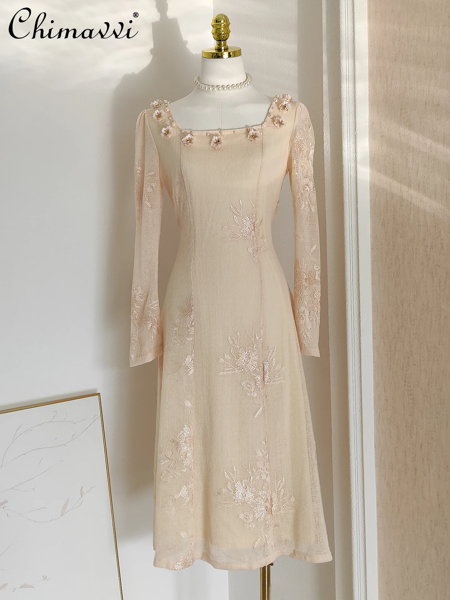 2025 Autumn French Elegant Temperament Evening Dresses 3D Beaded Flower Embroidery High Waist Lace-up Bow Slim Long Dress Women
2025 Autumn French Elegant Temperament Evening Dresses 3D Beaded Flower Embroidery High Waist Lace-up Bow Slim Long Dress Women