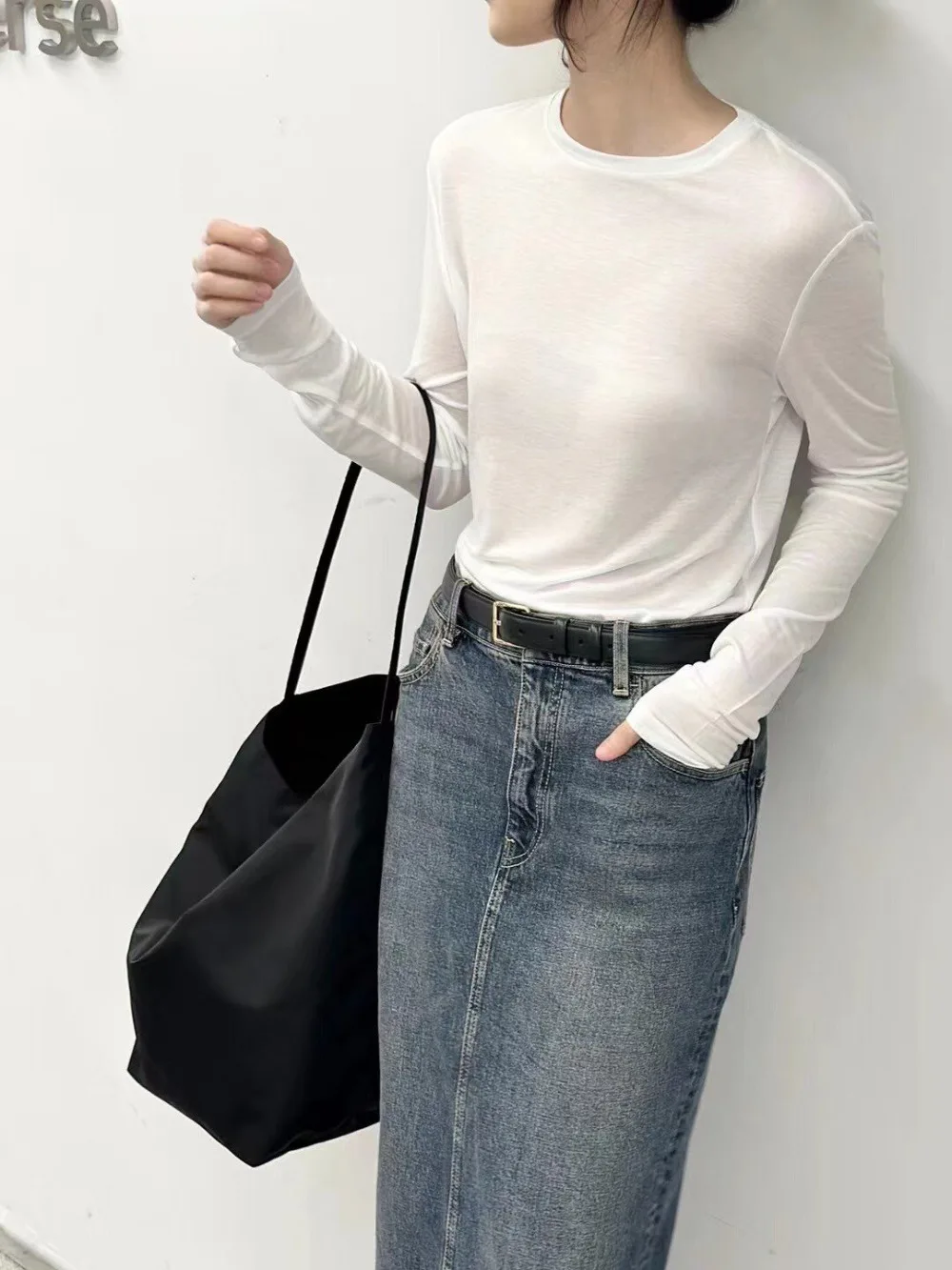 Natural Lyocell Fiber Thin Lightweight Soft Slim-fit Long-sleeved Face Mask T-shirt for Women
Natural Lyocell Fiber Thin Lightweight Soft Slim-fit Long-sleeved Face Mask T-shirt for Women