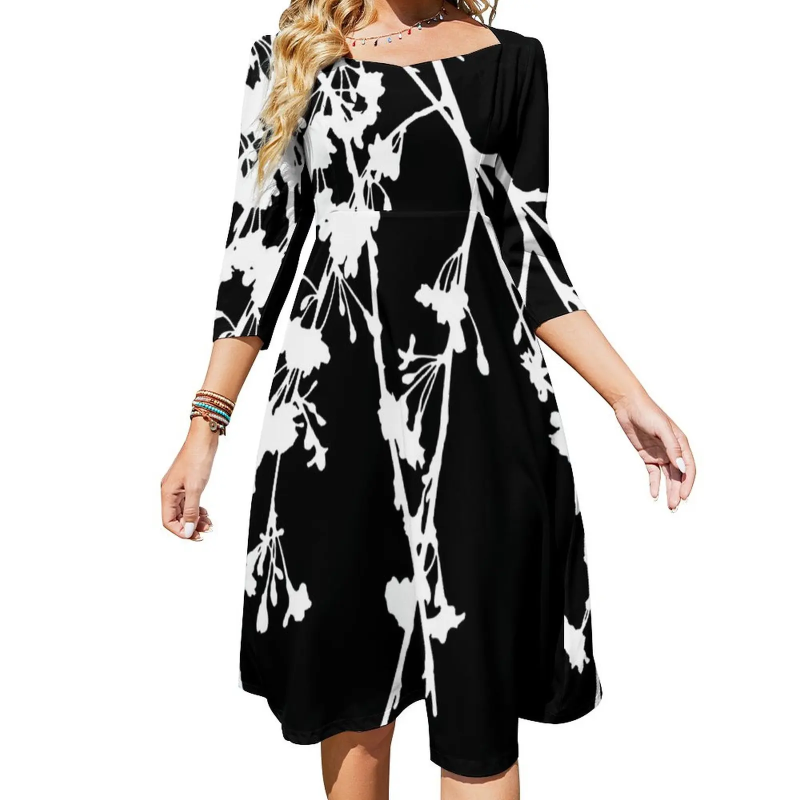 Weeping Cherry Tree Branch, White and Black Color Flare Dress luxury woman party dress
Weeping Cherry Tree Branch, White and Black Color Flare Dress luxury woman party dress