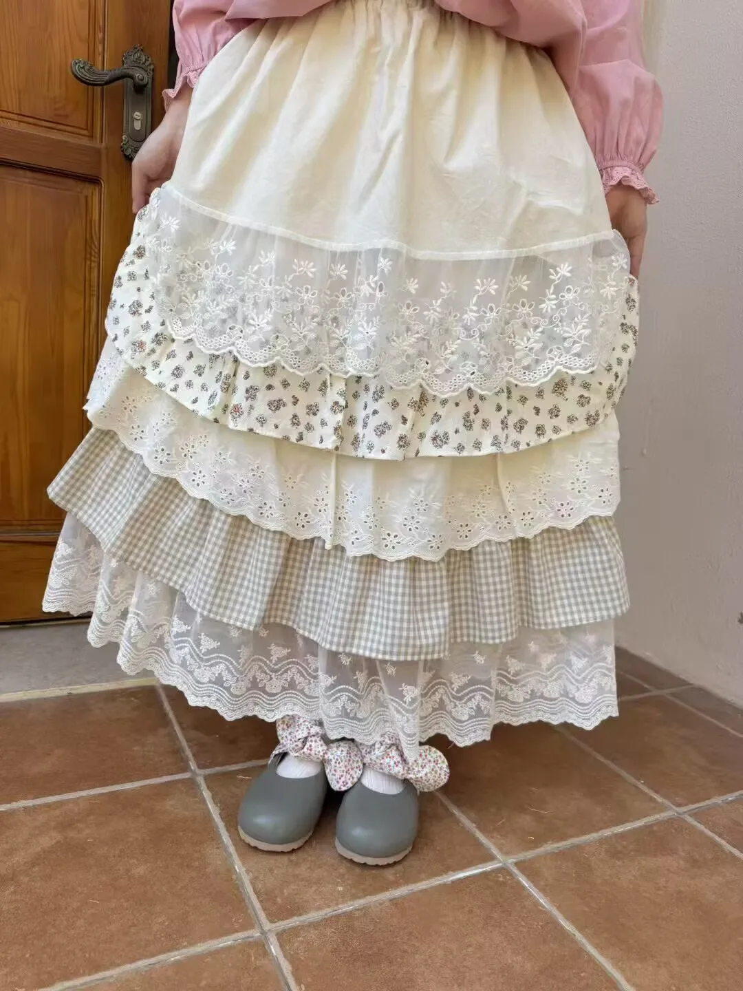 Vintage Kawaii Lolita Long Cake Skirt Women Sweet Japanese Style Lace Ruffled Patchwork High Waist Party Skirt Faldas Mujer Moda
Vintage Kawaii Lolita Long Cake Skirt Women Sweet Japanese Style Lace Ruffled Patchwork High Waist Party Skirt Faldas Mujer Moda