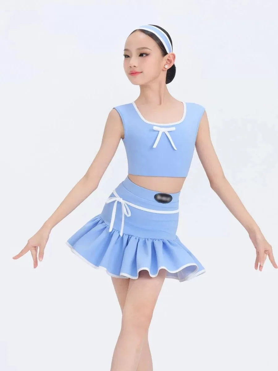 2026 Summer New Latin Dance Dress Girls' Practice Dress Small Bow Strap U Neck Top Hip Wrapping Skirt Set
2026 Summer New Latin Dance Dress Girls' Practice Dress Small Bow Strap U Neck Top Hip Wrapping Skirt Set