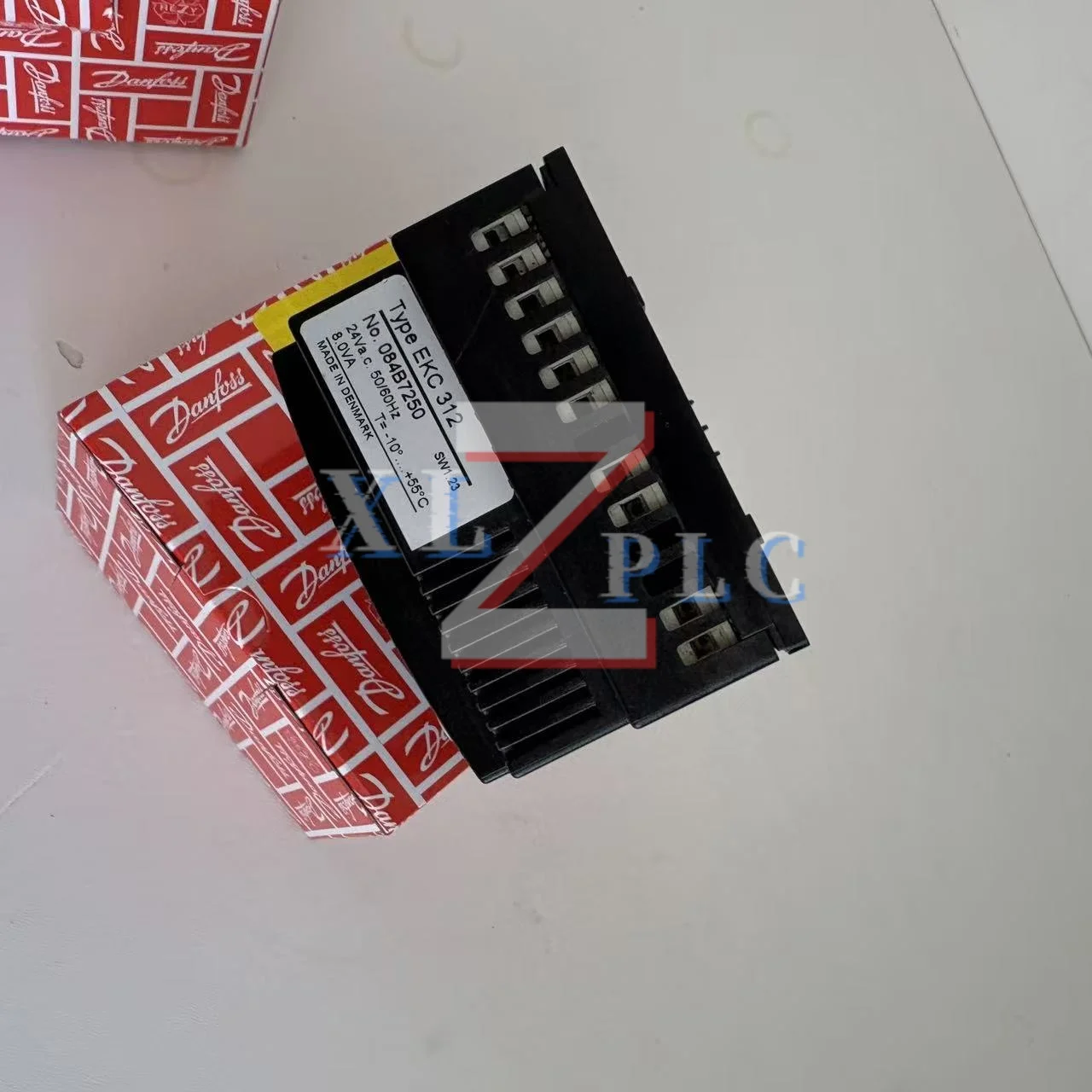 EKC312 084B7250 new in box Expansion Valve Controller
EKC312 084B7250 new in box Expansion Valve Controller