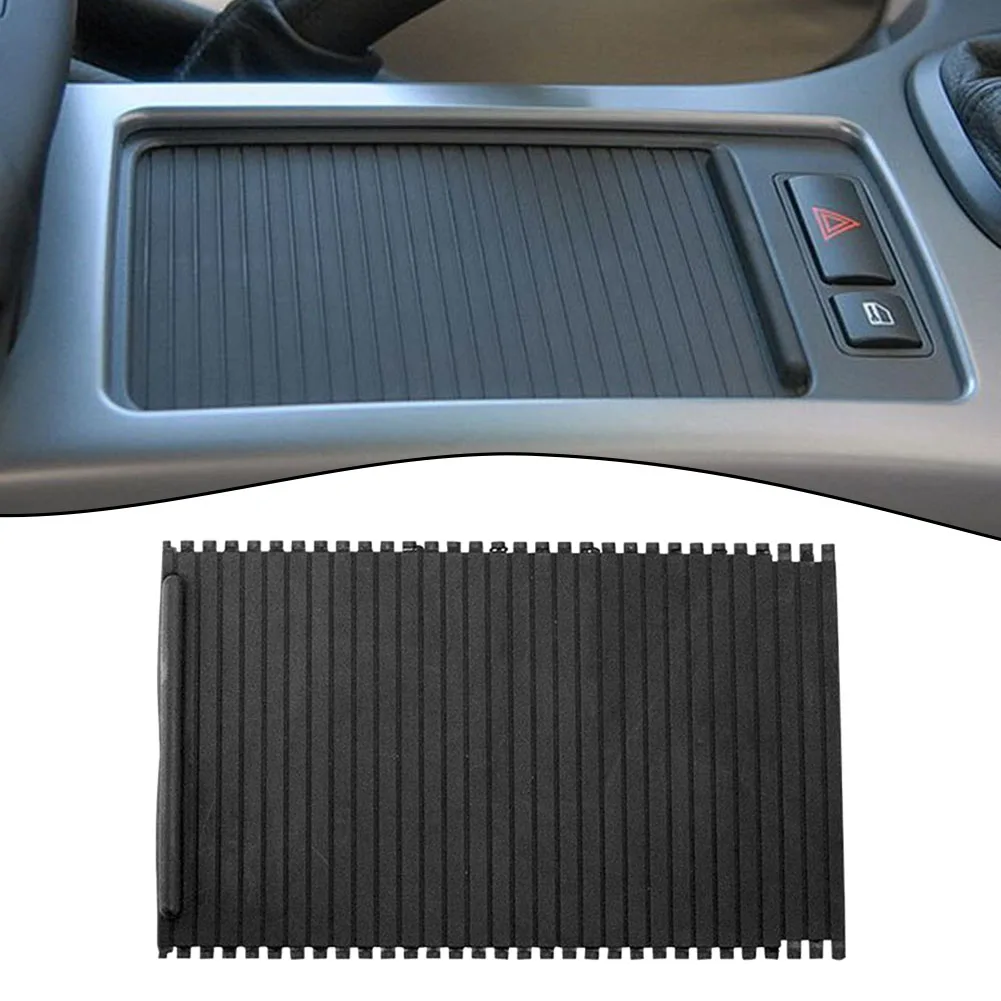 Крышка для рулонных штор. Повысьте свой интерьер BMW с крышкой ролика центральной консоли для E53 2000 2006. 51168408026
Крышка для рулонных штор. Повысьте свой интерьер BMW с крышкой ролика центральной консоли для E53 2000 2006. 51168408026