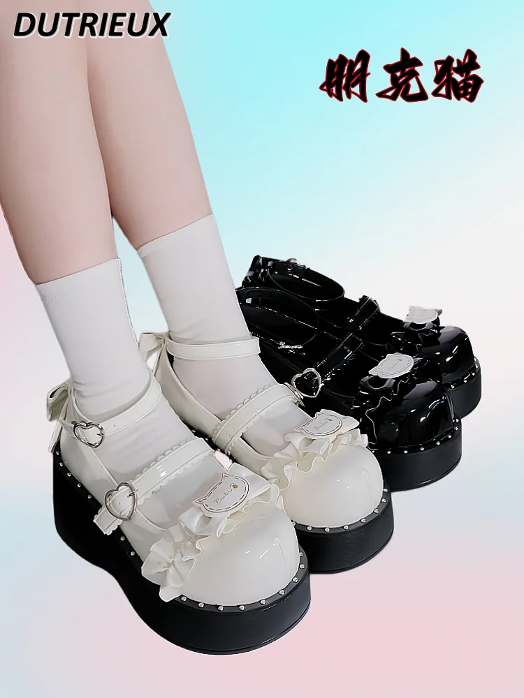 Punk Jaoanese Style Original Lolita Muffin Platform Lolita Pumps Y2k Sweet Cool 2025 New Spring and Autumn Women's Shoes
Punk Jaoanese Style Original Lolita Muffin Platform Lolita Pumps Y2k Sweet Cool 2025 New Spring and Autumn Women's Shoes