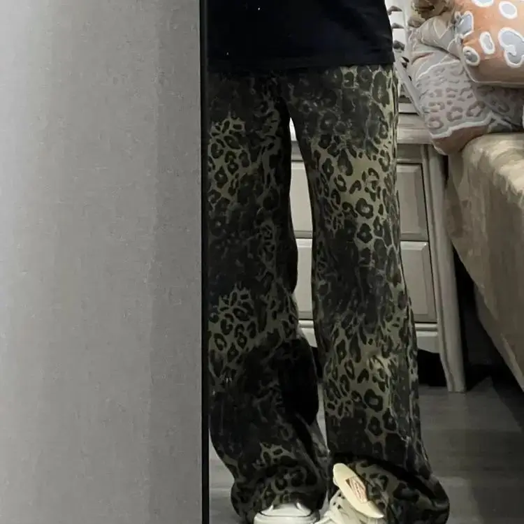 Jeans Leopard Tan Woman Denim Pants Wide Leg Trousers Streetwear Hip Hop Vintage Clothes Loose High Street Loose Slimming Jeans
Jeans Leopard Tan Woman Denim Pants Wide Leg Trousers Streetwear Hip Hop Vintage Clothes Loose High Street Loose Slimming Jeans