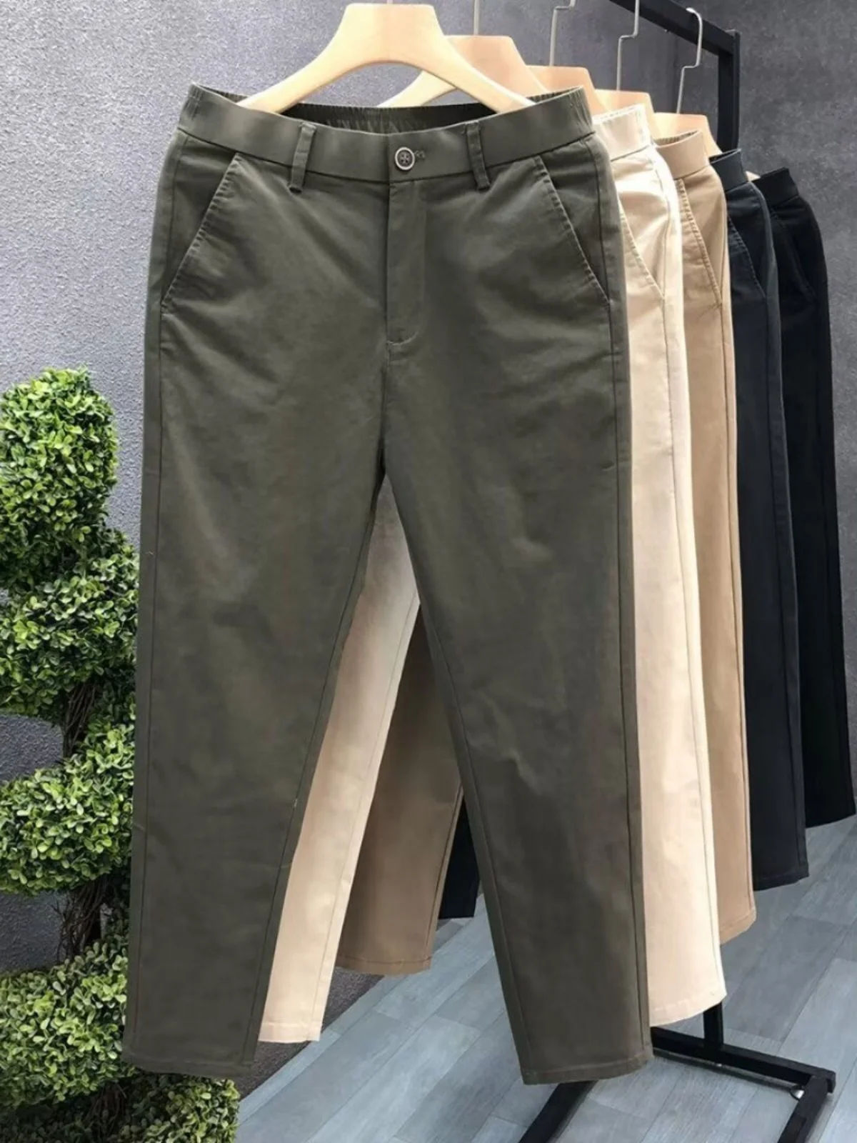 Весна-лето, новые японские прямые брюки в стиле ретро, облегающие хлопковые повседневные брюки для мужчин, модные универсальные длинные брюки
Весна-лето, новые японские прямые брюки в стиле ретро, облегающие хлопковые повседневные брюки для мужчин, модные универсальные длинные брюки