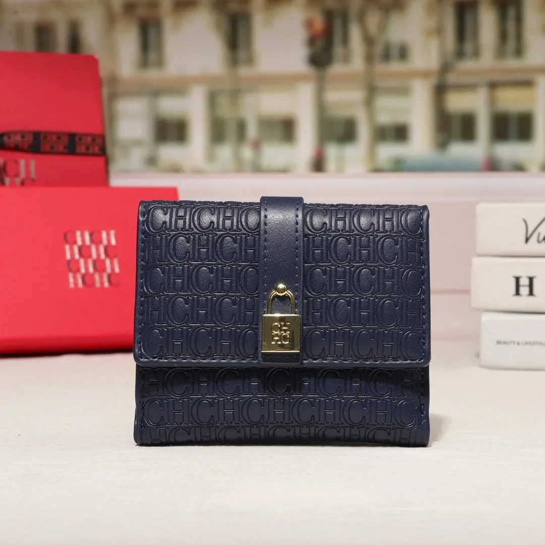 Известный дизайнер Женская сумка через плечо Кожаная сумка Элегантная классика Популярная из роскошного бренда Женский аксессуар
Известный дизайнер Женская сумка через плечо Кожаная сумка Элегантная классика Популярная из роскошного бренда Женский аксессуар