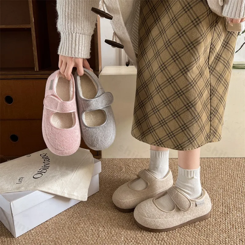 Women's Elegant Solid Warm Thickern Hairy Shallow Mouth Single Shoes 2025 Winter Retro Versatile Plush Comfortable Cotton Shoes
Women's Elegant Solid Warm Thickern Hairy Shallow Mouth Single Shoes 2025 Winter Retro Versatile Plush Comfortable Cotton Shoes