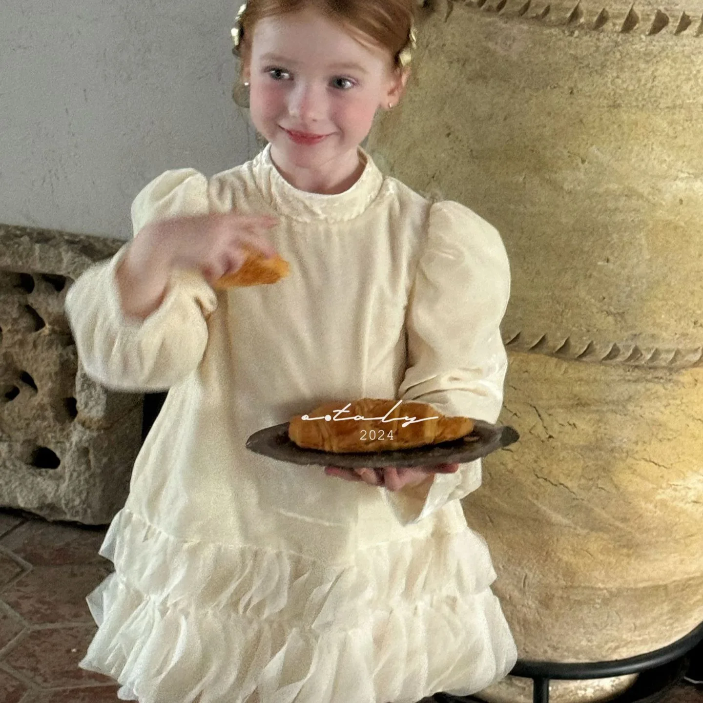 autumn 2024 kids clothes girls dress real velvet petal girl clothes big girl clothes princess dress for girls
autumn 2024 kids clothes girls dress real velvet petal girl clothes big girl clothes princess dress for girls