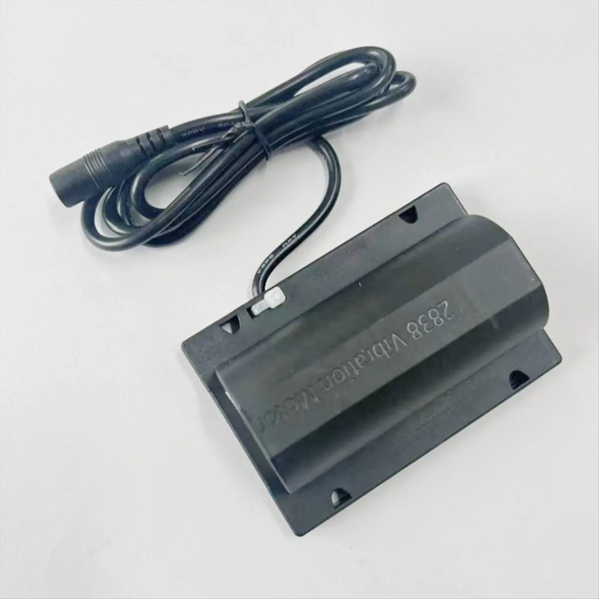 A20I 2838 Вибрационный двигатель 4300 об/мин Подходит для массажного стола, кресла, мотор-напоминание, вибрационный двигатель для кормления, 24 В
A20I 2838 Вибрационный двигатель 4300 об/мин Подходит для массажного стола, кресла, мотор-напоминание, вибрационный двигатель для кормления, 24 В