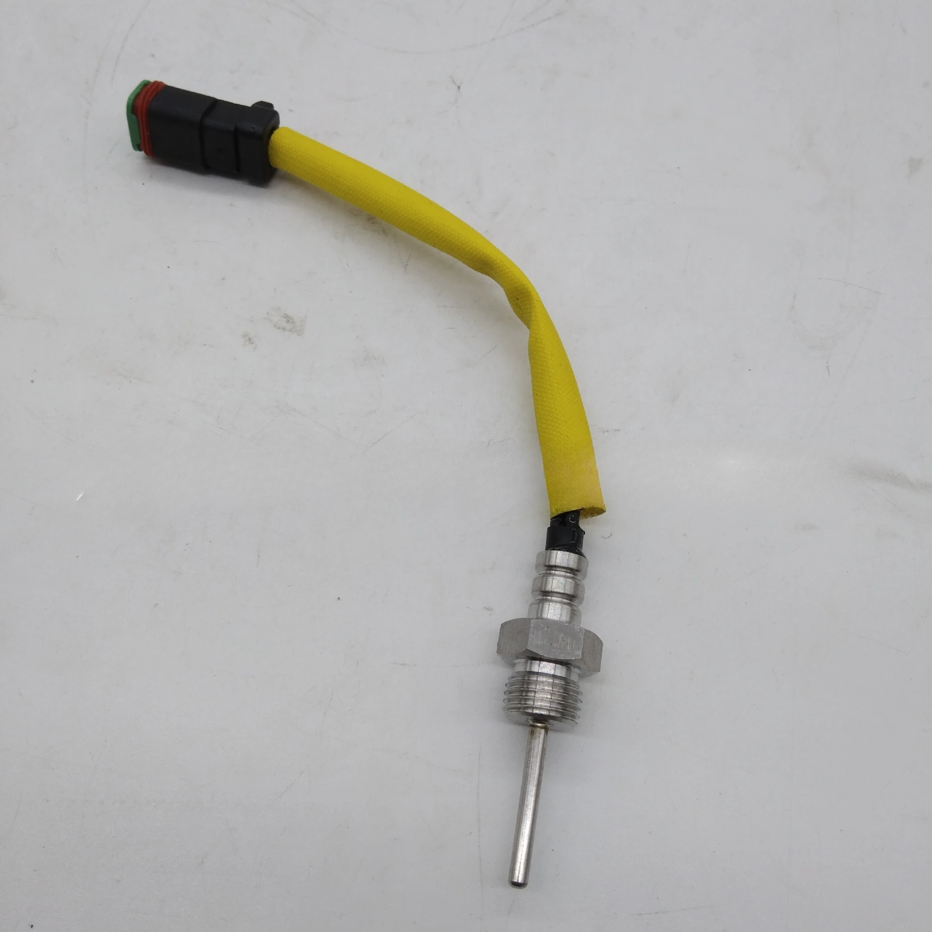 191-6587 Temperature Sensor for Bulldozer Loader 330C/938G/3126 Engines 
191-6587 Temperature Sensor for Bulldozer Loader 330C/938G/3126 Engines