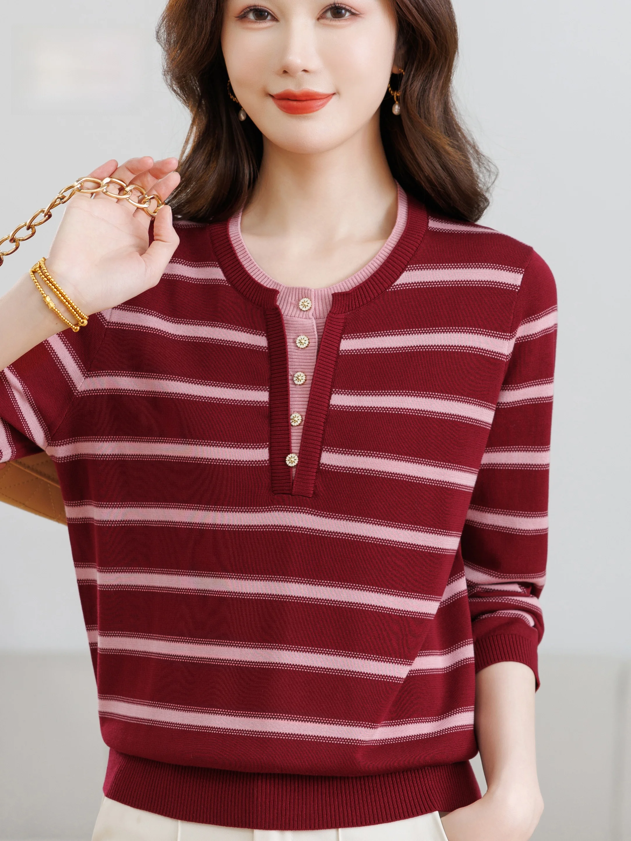 Spring Faion Striped Knitwear round Ne Women's Top Thin Middle-Aged And ly 00% Lyocell T-irt Comfortable Loose Fit
Spring Faion Striped Knitwear round Ne Women's Top Thin Middle-Aged And ly 00% Lyocell T-irt Comfortable Loose Fit