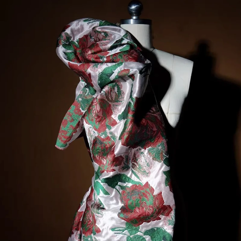 Ретро-жаккардовая ткань с эффектом металлик, розовая, для платьев, костюмов, дизайнерских изделий, рукоделия, декора, фонового оформления, домашнего декора
Ретро-жаккардовая ткань с эффектом металлик, розовая, для платьев, костюмов, дизайнерских изделий, рукоделия, декора, фонового оформления, домашнего декора