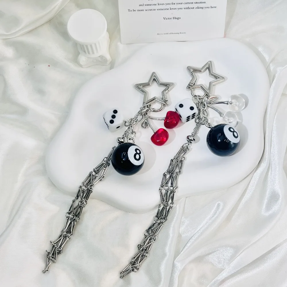 Fashion Classic Black Billiards Keychain Six Sided Dice Light Luxury Keyring Women's Fashion Bag Key Ring Decorative Gift
Fashion Classic Black Billiards Keychain Six Sided Dice Light Luxury Keyring Women's Fashion Bag Key Ring Decorative Gift