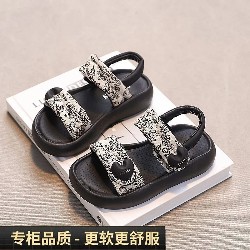 Girls Summer Beach Shoes Ethnic Style Kids Casual Sandals Soft Sole Fashion Children Retro Princess Shoes 2026 Summer New
Girls Summer Beach Shoes Ethnic Style Kids Casual Sandals Soft Sole Fashion Children Retro Princess Shoes 2026 Summer New