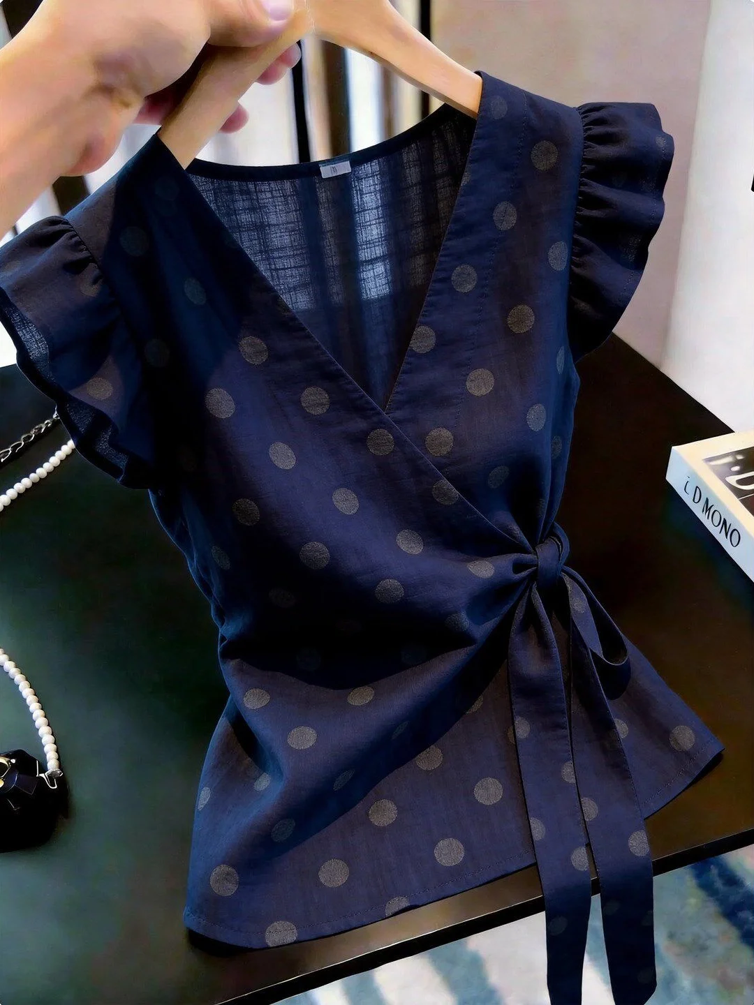 Unique Fashionable Women's Top Versatile Casual Style Breathable Comfortable Material Small Audience Design Summer New Arrival
Unique Fashionable Women's Top Versatile Casual Style Breathable Comfortable Material Small Audience Design Summer New Arrival