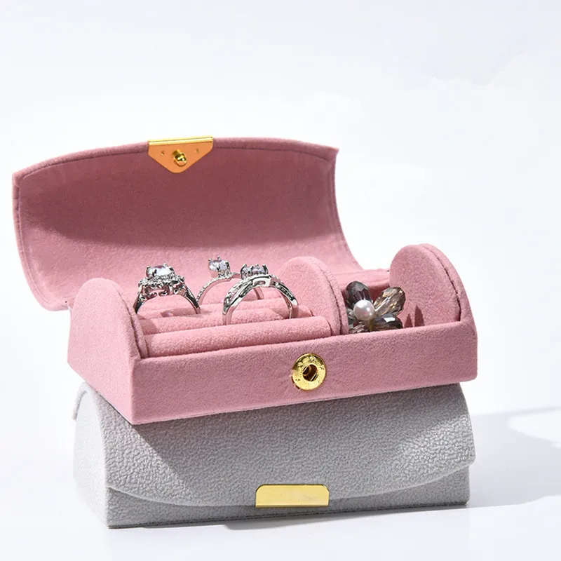 Luxury Travel Portable Storage Case Korean Arched Velvet Jewelry Box for Women Ring Necklace Earring Small Storage Boxes
Luxury Travel Portable Storage Case Korean Arched Velvet Jewelry Box for Women Ring Necklace Earring Small Storage Boxes