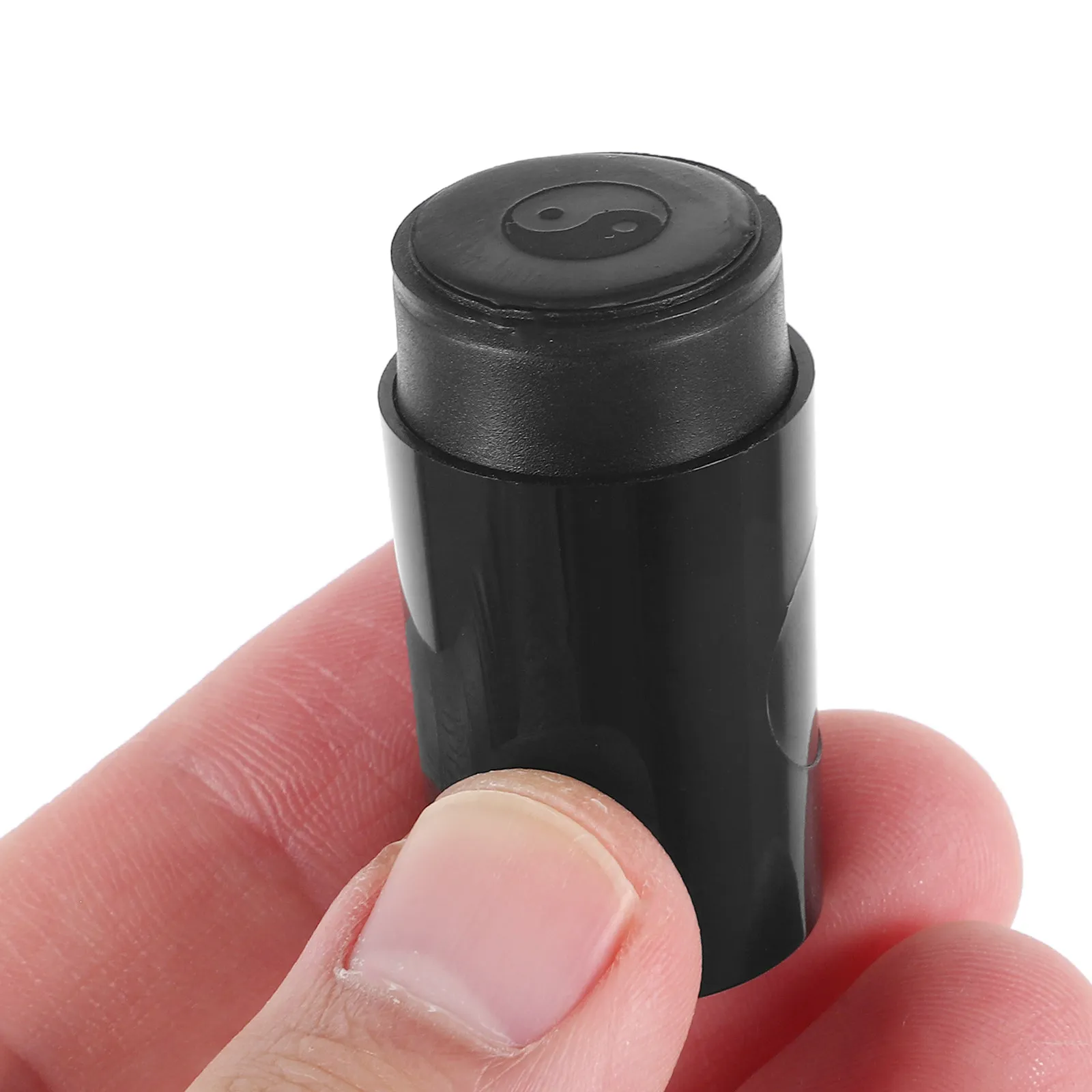Portable Golf Ball Stamper Compact Plastic Golf Marker Stamp Quick-Dry Photosensitive Seal Stamp for Golfers Teachers
Portable Golf Ball Stamper Compact Plastic Golf Marker Stamp Quick-Dry Photosensitive Seal Stamp for Golfers Teachers