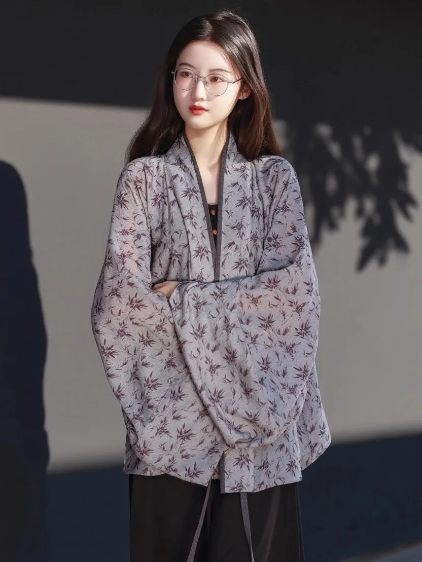 Новый китайский топ Ханьфу из бамбука в стиле династии Вэй, повседневный, с длинными рукавами и воротником-стойкой, в стиле династии Цзинь.
Новый китайский топ Ханьфу из бамбука в стиле династии Вэй, повседневный, с длинными рукавами и воротником-стойкой, в стиле династии Цзинь.