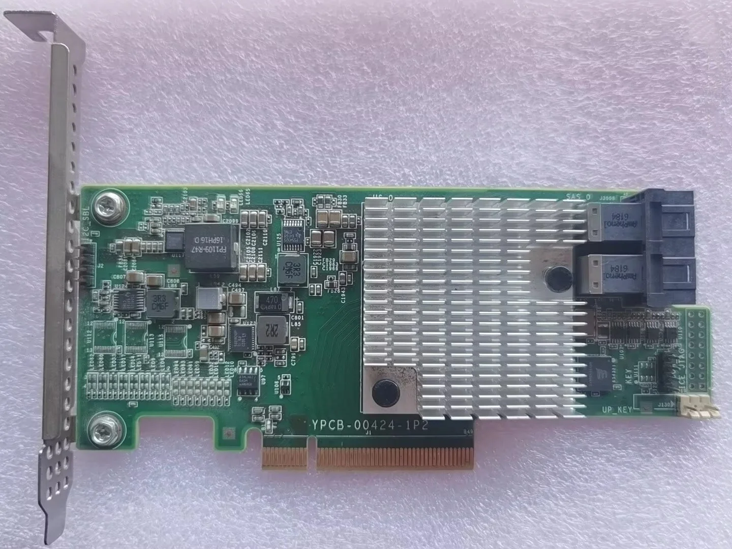 For LSI 3008-IT LSISAS3008 YZCA-00424 SAS/SATA 8PORT 12G HBA CARD
For LSI 3008-IT LSISAS3008 YZCA-00424 SAS/SATA 8PORT 12G HBA CARD