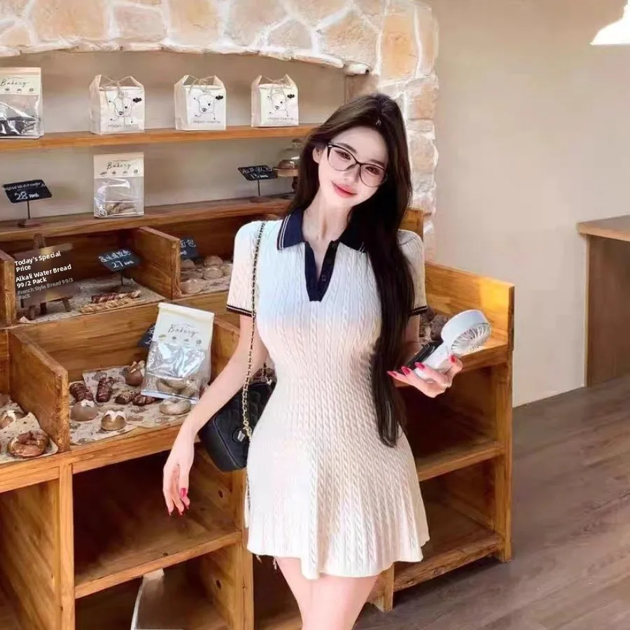Retro Collar Dress Women's Summer New Design Waist Cinching Slimming Sweet Temperament Short Skirt Fashionable Knitted S...
Retro Collar Dress Women's Summer New Design Waist Cinching Slimming Sweet Temperament Short Skirt Fashionable Knitted S...