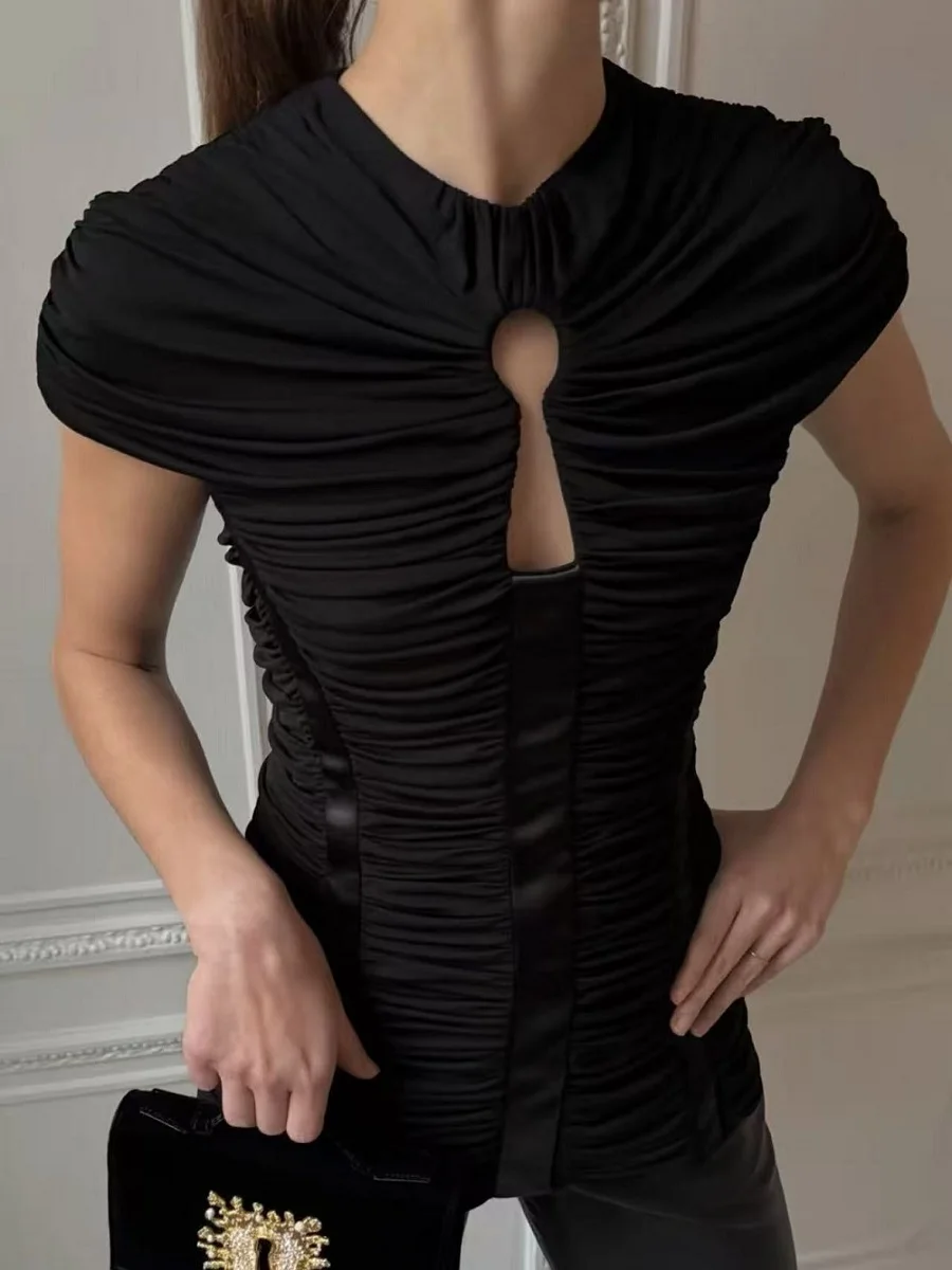 2026 Summer Women's Bodysuit — Stretchy, Fitted Corset-Style Top with Cutouts and Pleats | Y2K-Inspired Versatile Pullover T-Shi
2026 Summer Women's Bodysuit — Stretchy, Fitted Corset-Style Top with Cutouts and Pleats | Y2K-Inspired Versatile Pullover T-Shi