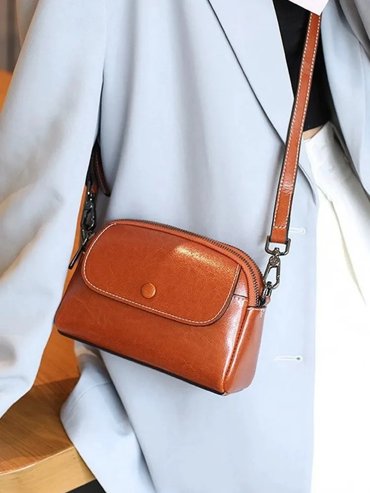 New autumn/winter women's genuine leather handbag, mobile phone bag, shoulder bag, crossbody bag, mini bag for women.
New autumn/winter women's genuine leather handbag, mobile phone bag, shoulder bag, crossbody bag, mini bag for women.