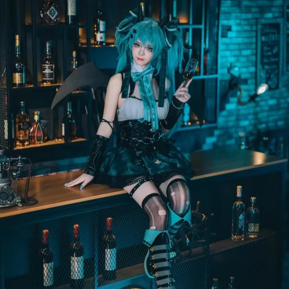 Mikuu Cosplay Costume Uniform Wig Anime Halloween Costumes Demon Miku Cosplay Rascal Costume Miku X Rascal Little Devil Dress
Mikuu Cosplay Costume Uniform Wig Anime Halloween Costumes Demon Miku Cosplay Rascal Costume Miku X Rascal Little Devil Dress