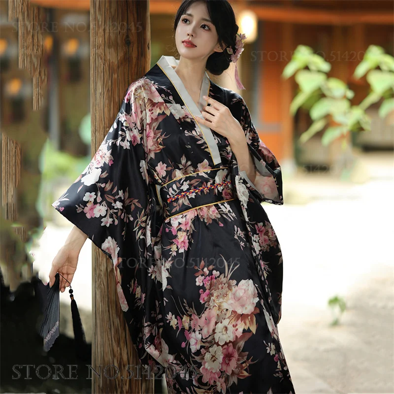 Sexy Women Kimono Yukata Haori Gown Traditional Japanese Clothing Black Print Floral Geisha Cosplay Stage Performance Suit
Sexy Women Kimono Yukata Haori Gown Traditional Japanese Clothing Black Print Floral Geisha Cosplay Stage Performance Suit