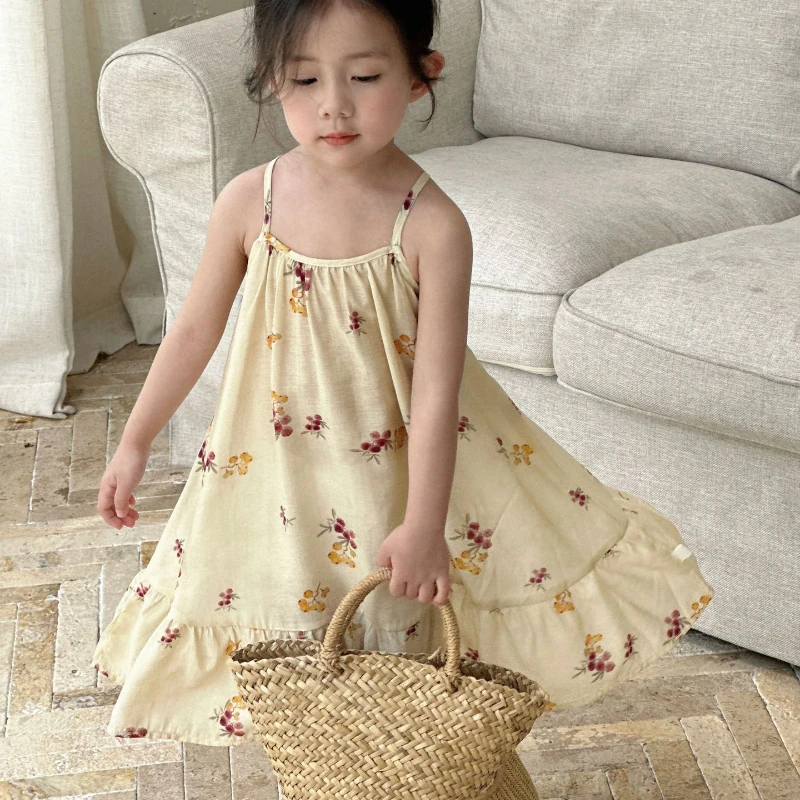 Dress Girl 2024 Summer New Korean Version Flower Suspension Cotton Vest Cute Sweet Comfortable Princess
Dress Girl 2024 Summer New Korean Version Flower Suspension Cotton Vest Cute Sweet Comfortable Princess