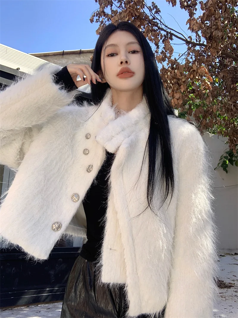 French Elegant New Women Tops Jacket Korean Fashion O Neck Long Sleeve Single Breasted Loose Straight Quilted Jackets Coats
French Elegant New Women Tops Jacket Korean Fashion O Neck Long Sleeve Single Breasted Loose Straight Quilted Jackets Coats