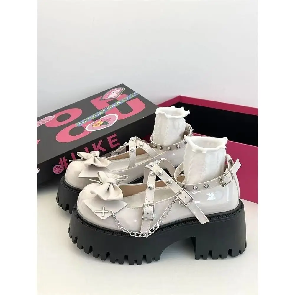 2025 New Women's Punk Rivet Thick Soled Leather Shoes Low Cut Bowknot Platform Elevator Japanese Style Lo Shoes Single Shoes 
2025 New Women's Punk Rivet Thick Soled Leather Shoes Low Cut Bowknot Platform Elevator Japanese Style Lo Shoes Single Shoes